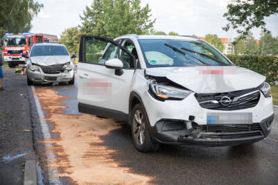 Unfall am Ortsausgang Freiberg: Drei Autos kollidieren auf B 101 - 