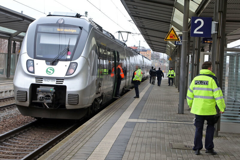 Unfall am Werdauer Bahnhof: 40-Jähriger tödlich verunglückt