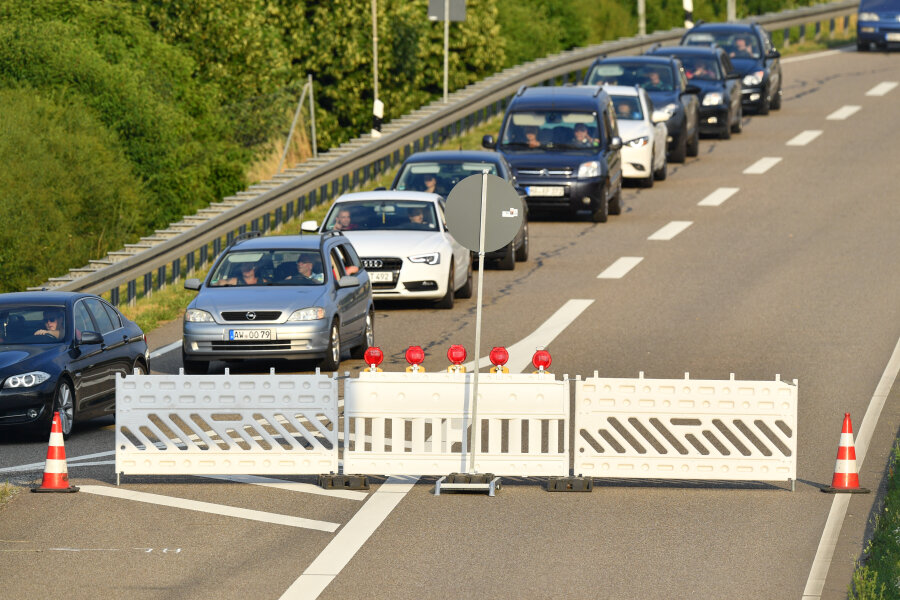 Unfall: Autobahn zwischen Treuen und Plauen-Ost dicht - 