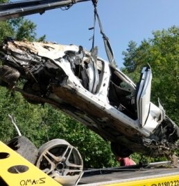 Unfall-Fahrer erhält Anklage - Am 16. August 2020 ereignete sich auf der A4 bei Siebenlehn der tödliche Unfall. 