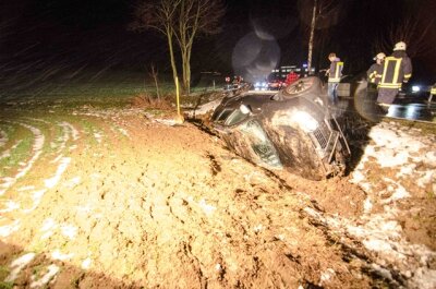 Unfall in Lichtenberg: 52-Jähriger schwer verletzt - 
