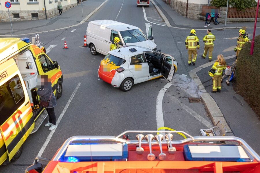 Unfall in Rodewisch: Zwei Verletzte - 