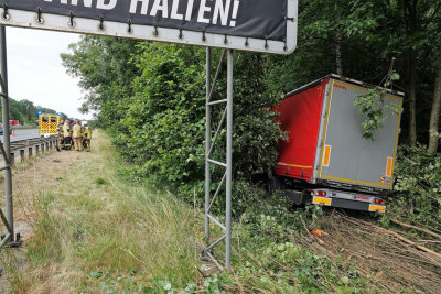 Unfall mit Lkw bei Berbersdorf an A4 - 