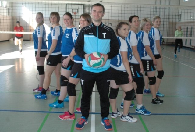 Vorfreude auf den Heimspieltag: Die Milkauer Volleyballerinnen schlagen am Samstag wieder in der Frankenauer Sporthalle auf. 