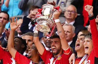 United holt FA-Cup dank Sieg im Stadtduell gegen City - Manchester United gewann zum ersten Mal seit 2016 den FA-Cup.