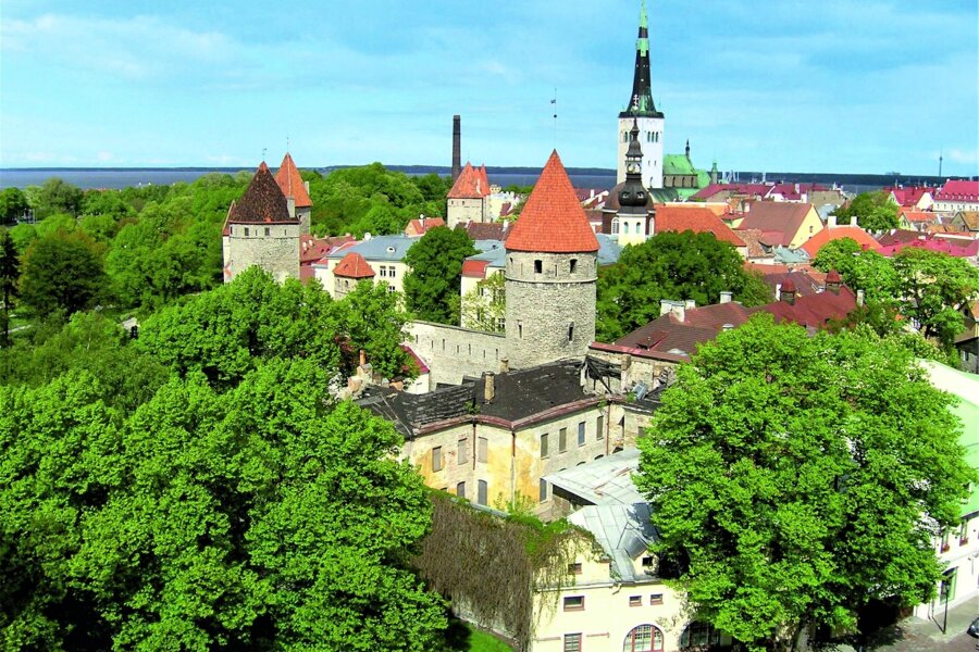 Unternehmer aus Mittelsachsen reisen nach Estland - Estland (Blick auf die Hauptstadt Tallinn) gilt als Vorbild für Digitalisierung.