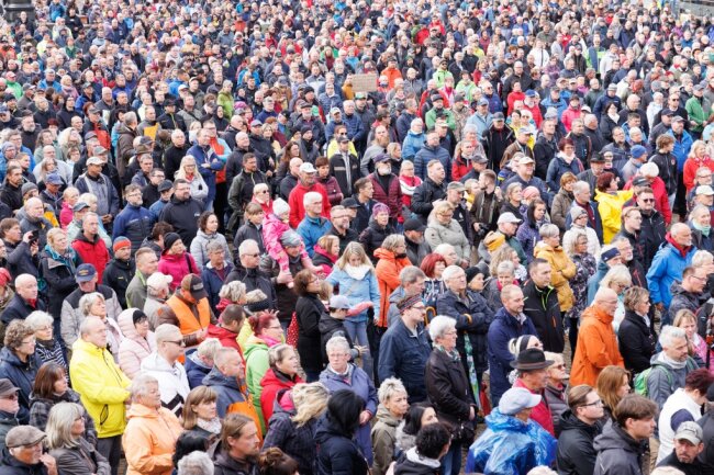 Unternehmerprotest in Annaberg: Kritik der Grünen empört Initiatoren des "Berggeschreys" - 2700 Erzgebirger nahmen am Dienstag an den Protesten teil.