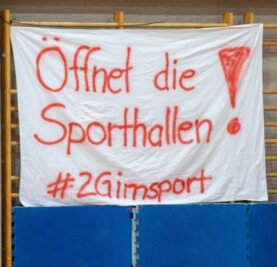 Unverständnis im Einheit-Lager wächst - Zum bislang letzten Heimspiel des HC Einheit vor einer Woche gegen den Sonneberger HV brachte der Plauener Verein seinen Unmut über die Verordnungen im Sport auf Plakaten zum Ausdruck. 