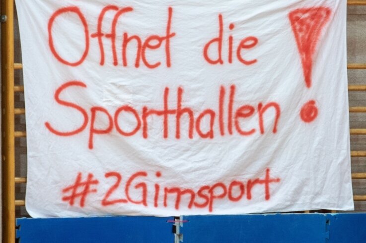 Unverständnis im Einheit-Lager wächst - Zum bislang letzten Heimspiel des HC Einheit vor einer Woche gegen den Sonneberger HV brachte der Plauener Verein seinen Unmut über die Verordnungen im Sport auf Plakaten zum Ausdruck. 
