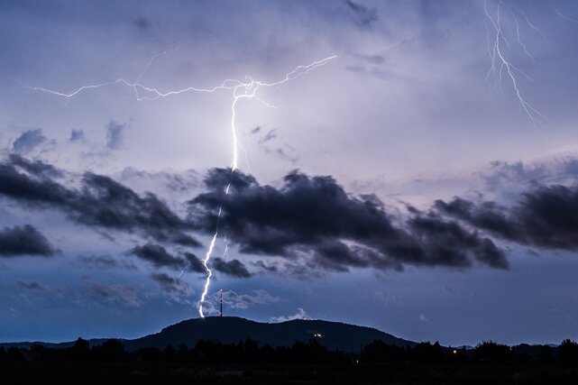 Unwetterwarnung: Schwere Gewitter in Teilen von Sachsen - 