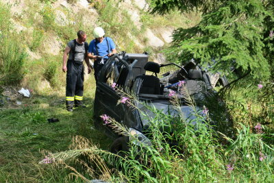Update: Drei Verletzte bei Unfall in Wildenthal - S275 gesperrt - 