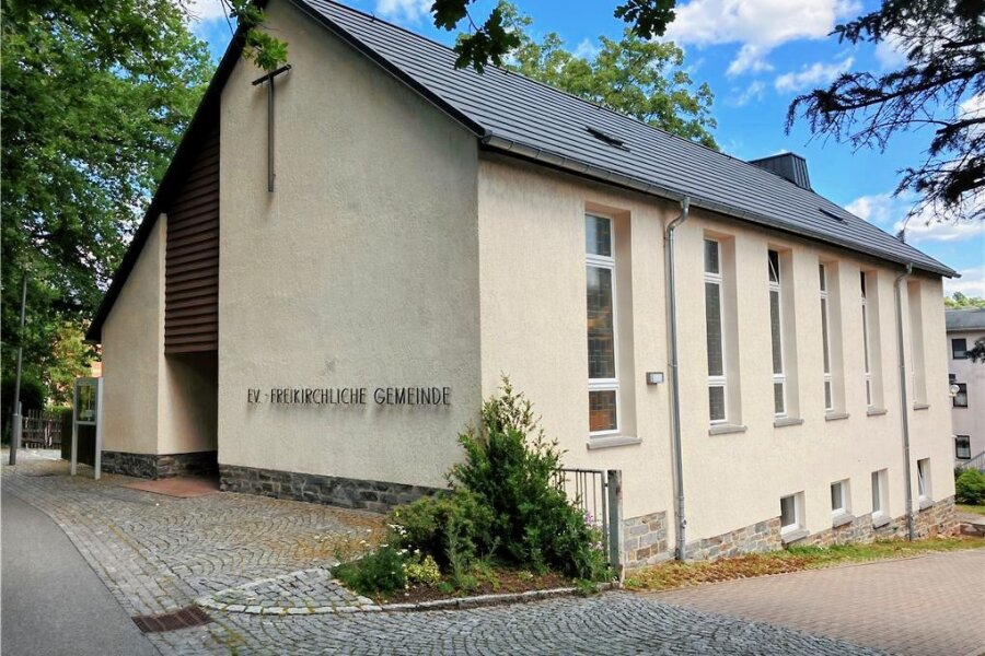 Update: Einbruch in Stollberg bei Kirchgemeinde: Technik, Instrument, Schlüssel entwendet - In diese Kirche wurde eingebrochen.