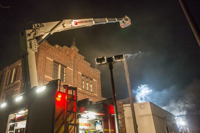 UPDATE: Feueralarm in Gurtfabrik - Eine Million Euro Schaden - 