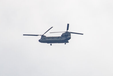 Update: Hubschrauber der US-Army über dem Erzgebirge gesichtet - 13.19 Uhr flog diese Chinook am Montag über Zwönitz.