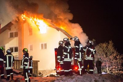 Update: Wohnhaus in Beierfeld nach Brand unbewohnbar - 