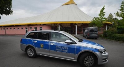 Update: Zwei Mädchen im Freibad Gablenz belästigt - Zeugen gesucht - 
