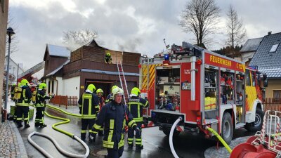 Ursache für Wohnhausbrand in Eibenstock steht noch nicht fest - 