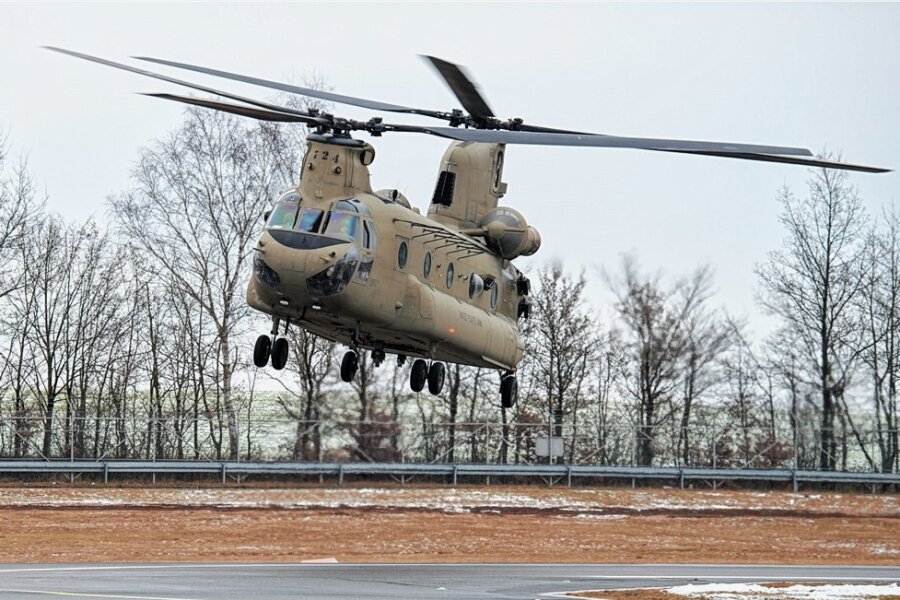 US Army erklärt Militärhubschrauber-Flüge übers Erzgebirge - Der militärische Lastenhubschrauber H-47 Chinook von Boeing.