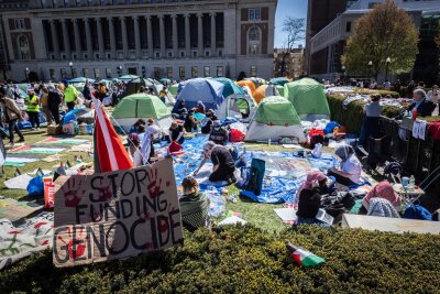 US-Unis wegen Gaza-Krieg im Ausnahmezustand - An der Columbia University in New York haben pro-palästinensische Demonstranten ein Zeltlager errichtet.