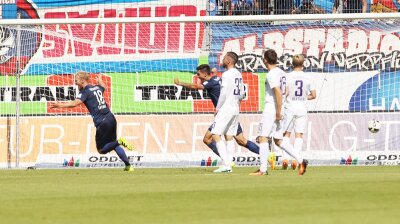 Veilchen verlieren gegen Heidenheim - Tor für Heidenheim: Dennis Thomalla erzielt den Treffer zum 1:0.