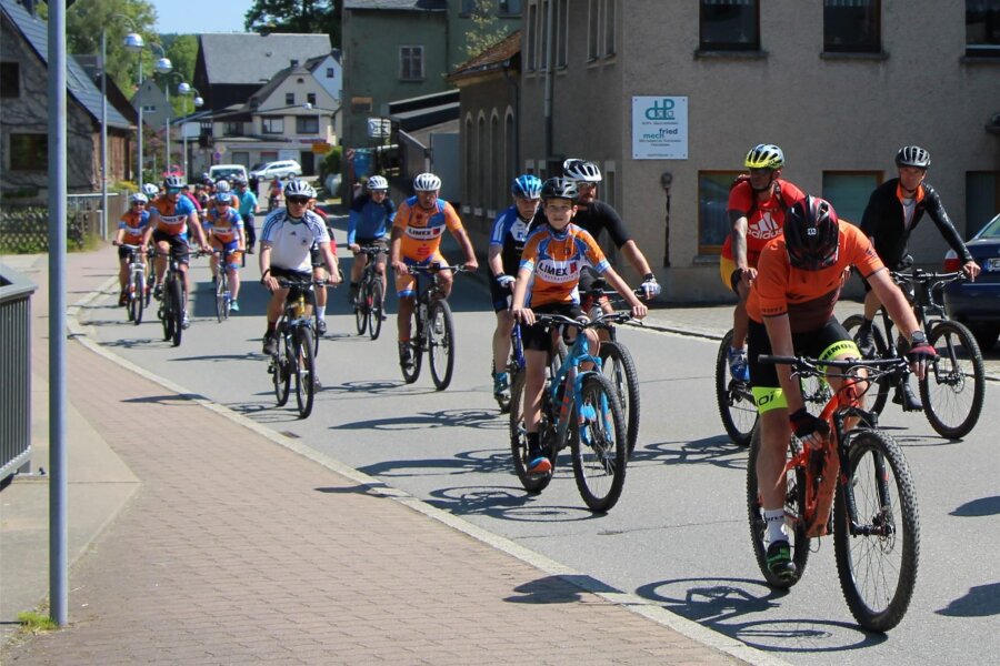 Venusberger Radsportler laden zu Pfingsttour ein - Die Pfingsttour ist beim RSV 54 Venusberg längst zur Tradition geworden.