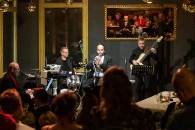 Veranstaltungstipp: Besonderer Jazzabend in der Zwickauer Villa Mocc - Das Quartett um Trompeter Leo Siberski lädt am Samstag zu einem Jazzabend ein.