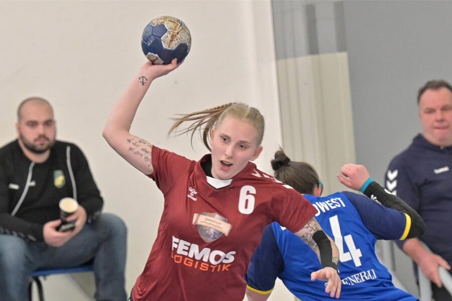 Verbandsliga: Zwönitzer Handballerinnen bleiben in der Erfolgsspur - In der Hinrunde mussten die Zwönitzerinnen auf Helen Haunschild noch verzichten. Seit ihrer Rückkehr ist sie richtig in Fahrt.