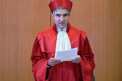Verfassungsrichter begrenzen Rechte des Verfassungsschutzes - StephanHarbarth - Präsident des Bundesverfassungsgerichtes