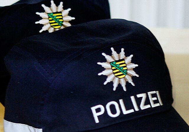 Verfolgungsjagd auf der A72: Polizei stellt flüchtigen Fahrer in Bayern - 