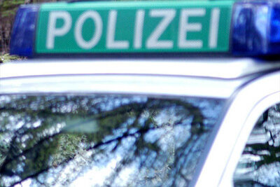 Verfolgungsjagd in Chemnitz: Mopedfahrer flieht vor Polizei und stürzt - 