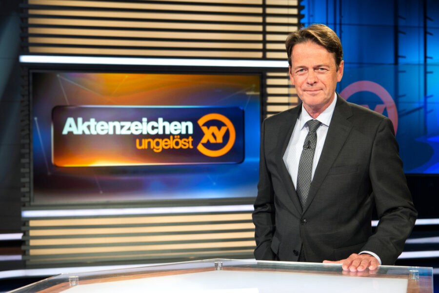 ZDF-Moderator Rudi Cerne im Studio der Sendung «Aktenzeichen XY ... ungelöst».