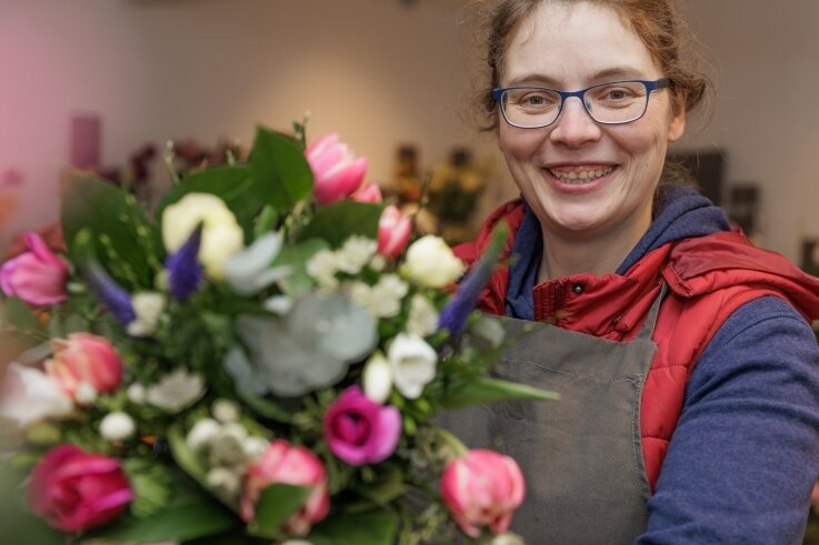 Verhaltene Freude über 3G im Handel - Floristin und Geschäftsinhaberin Patricia Gärtner freut sich über die Lockerungen im Einzelhandel, die seit Montag in Sachsen gelten. 