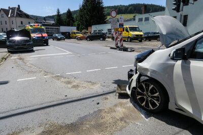 Verkehrsunfall in Lauter: Eine Person verletzt - 