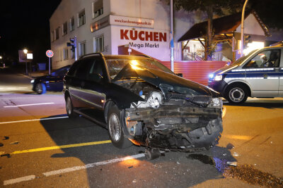 Verletzte bei Kreuzungsunfall auf dem Sonnenberg - 