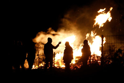 Vermeintlicher Scheunenbrand in Kuhschnappel entpuppt sich als Lagerfeuer - 