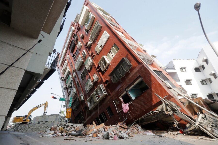 Vermisstensuche läuft nach schwerem Beben in Taiwan - Nach den Erdstößen warnten neben Taiwan auch China, Japan, und die Philippinen vor Tsunamis.