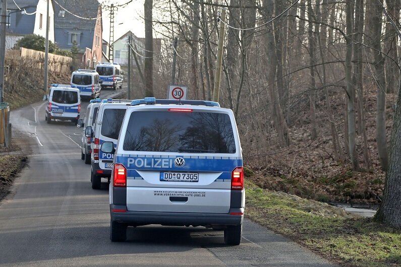 Vermisster 14-Jähriger aus Lichtenstein tot aufgefunden - Der 14-jährige Junge, der seit Mittwoch in Lichtenstein vermisst wird, ist tot aufgefunden worden. 