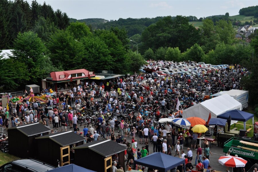 Verregnetes Wochenende: Kirchberg verschiebt Borbergfest um zwei Wochen - Das Borgbergfest in Kirchberg wird von diesem Wochenende aufs Wochenende 15/16. Juni verschoben.