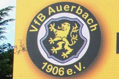 VfB Auerbach muss um Zuschuss bangen - Der Stadtrat von Auerbach hat einen Zuschuss in Höhe von 50.000 Euro zum Jahresende gekündigt, den der VfB Auerbach jährlich erhalten hat.
