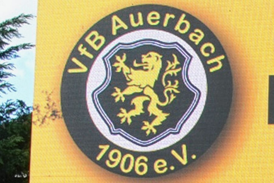 Der Stadtrat von Auerbach hat einen Zuschuss in Höhe von 50.000 Euro zum Jahresende gekündigt, den der VfB Auerbach jährlich erhalten hat.