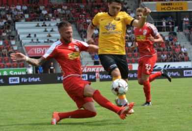 VfB Auerbach spielt 0:0 gegen FC Rot-Weiß Erfurt - 