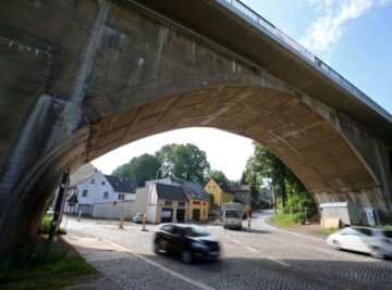 Viadukt steht nächster Eingriff bevor - Voraussichtlich im kommenden Jahr soll die Sanierung der Scherberg-Brücke in Glauchau fortgesetzt werden.