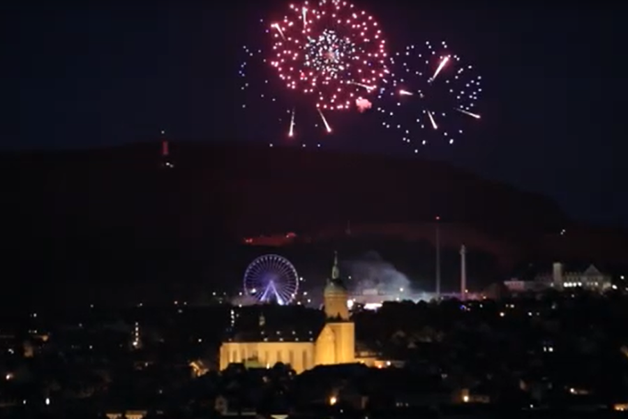 Video vom Kät-Feuerwerk 2022: So farbenprächtig war das Schauspiel am Himmel