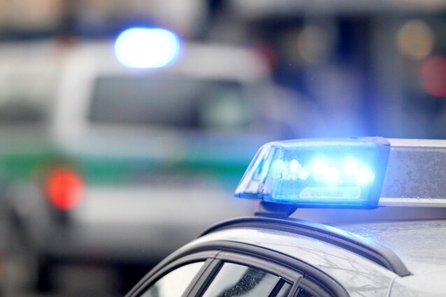Vier Männer überfallen Radfahrer in Freiberg - 