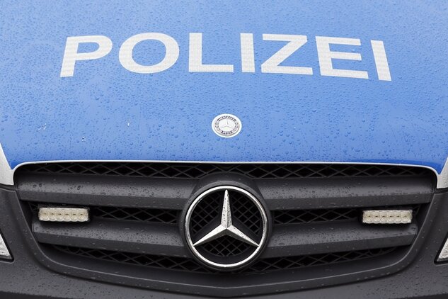 Vier Schwerverletzte bei Unfall in Grünhainichen - 