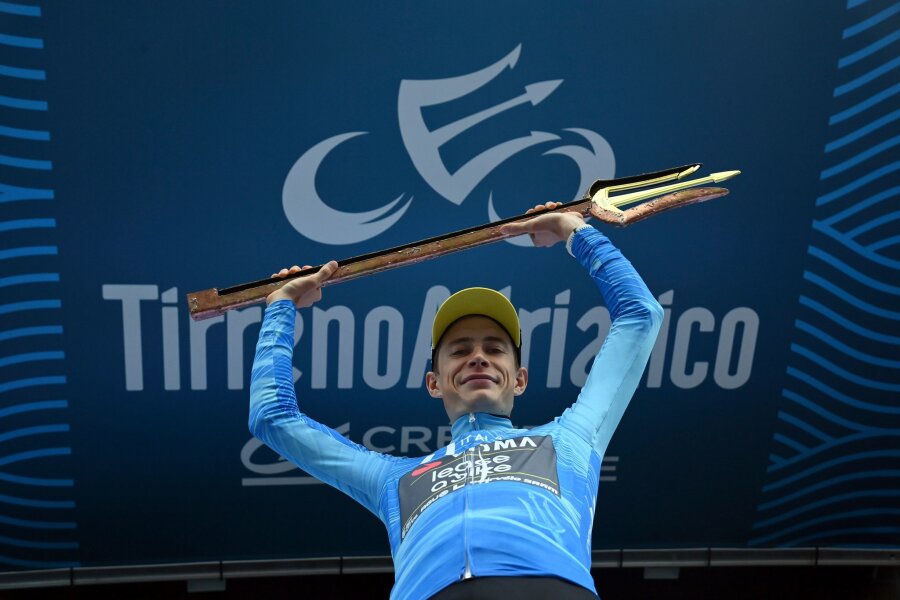 Vingegaard holt Gesamtsieg bei Tirreno-Adriatico - Der Däne Jonas Vingegaard hat die schwere Rundfahrt Tirreno-Adriatico gewonnen.