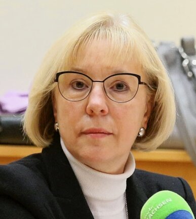 Vize-Landrat steht schon vor der Wahl fest - Angelika Hölzel - Erste Beigeordnete des Landrates