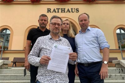 Vizebürgermeister Lupart: Oelsnitz soll Reichenbacher Russland-Brief unterstützen - Die Reichenbacher Unterzeichner des offenen Briefes. Oelsnitz will Unterstützung geben.