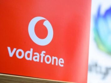 Vodafon-Kunden von Störung im Mobilfunknetz betroffen - Blick auf das Logo von Vodafone.
