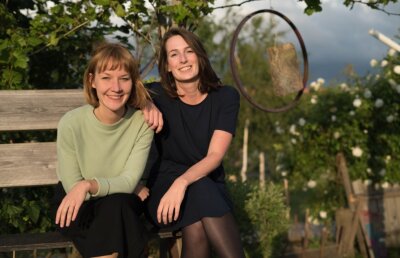 Vogtländerin mit Internetfirma erfolgreich - Hanna Lutz und Stephanie Frost (rechts) haben gemeinsam die Firma aus der Taufe gehoben. 